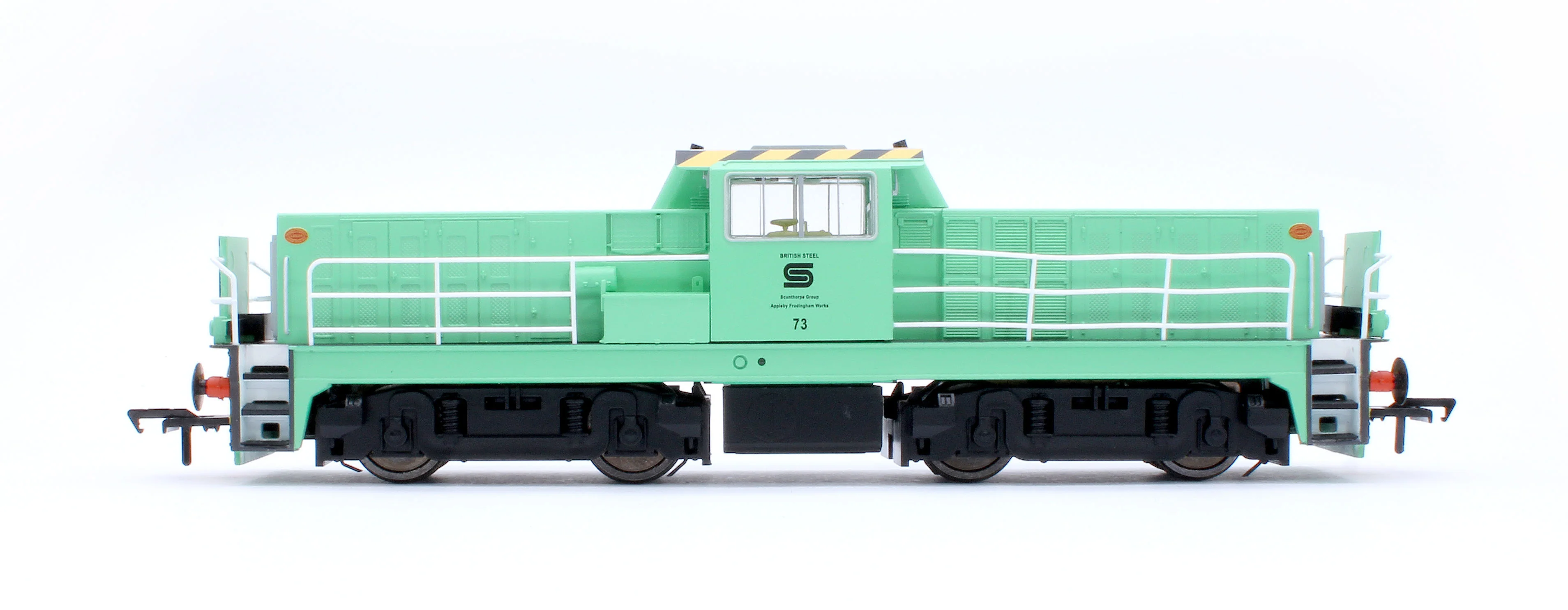 KRM-HUN-OO-F-73 Hunslet Bo-Bo in Delivery Green No.73 Diesel Locomotive - DCC Fitted - Image 5