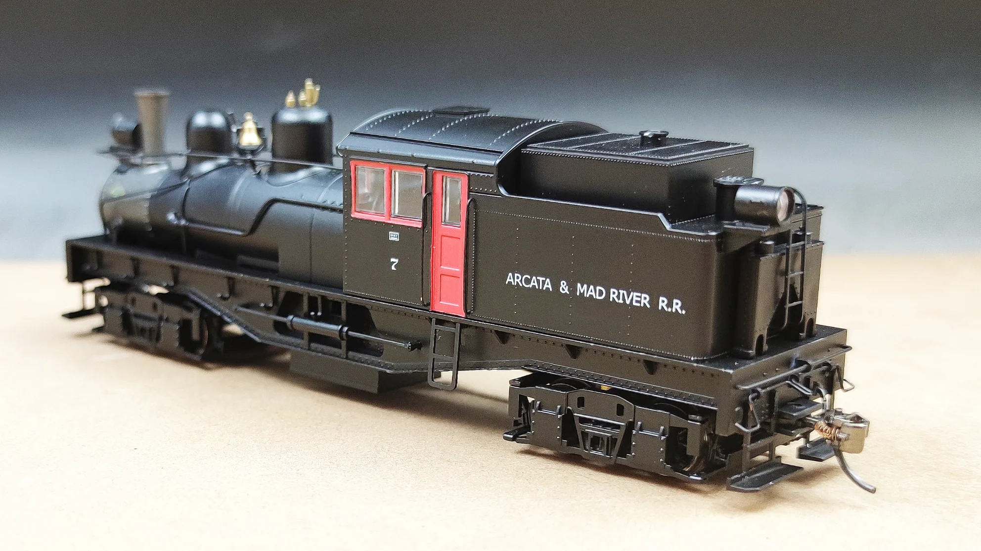 KRM-SHAY-HO-F-M3 The Shay, Merrill and Ring Lumber Co. #3 50 Ton 2-Truck Shay Locomotive - DCC Fitted - Image 2