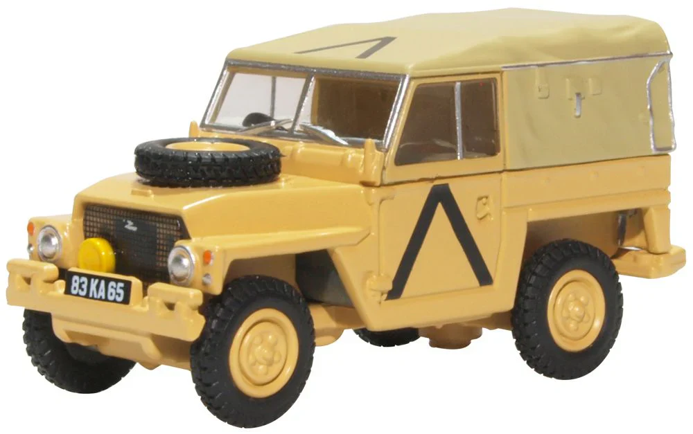 76LRL008 Land Rover Lightweight Gulf War