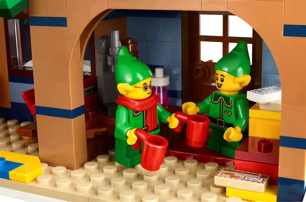 10339 Lego Icons Santa's Post Office - 10339 - Image 4