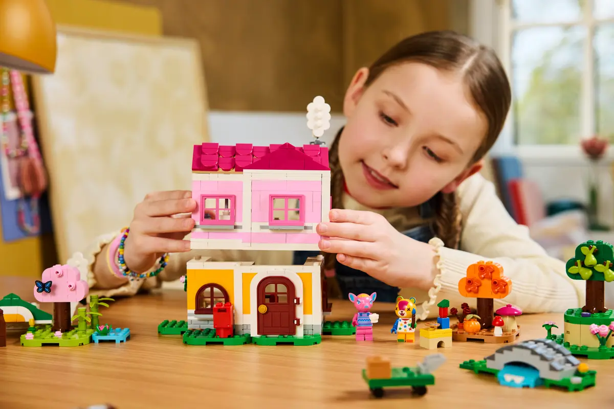 77057 Lego Animal Crossing™ Creative Houses: Seasons of Fun - 77057 - Image 8
