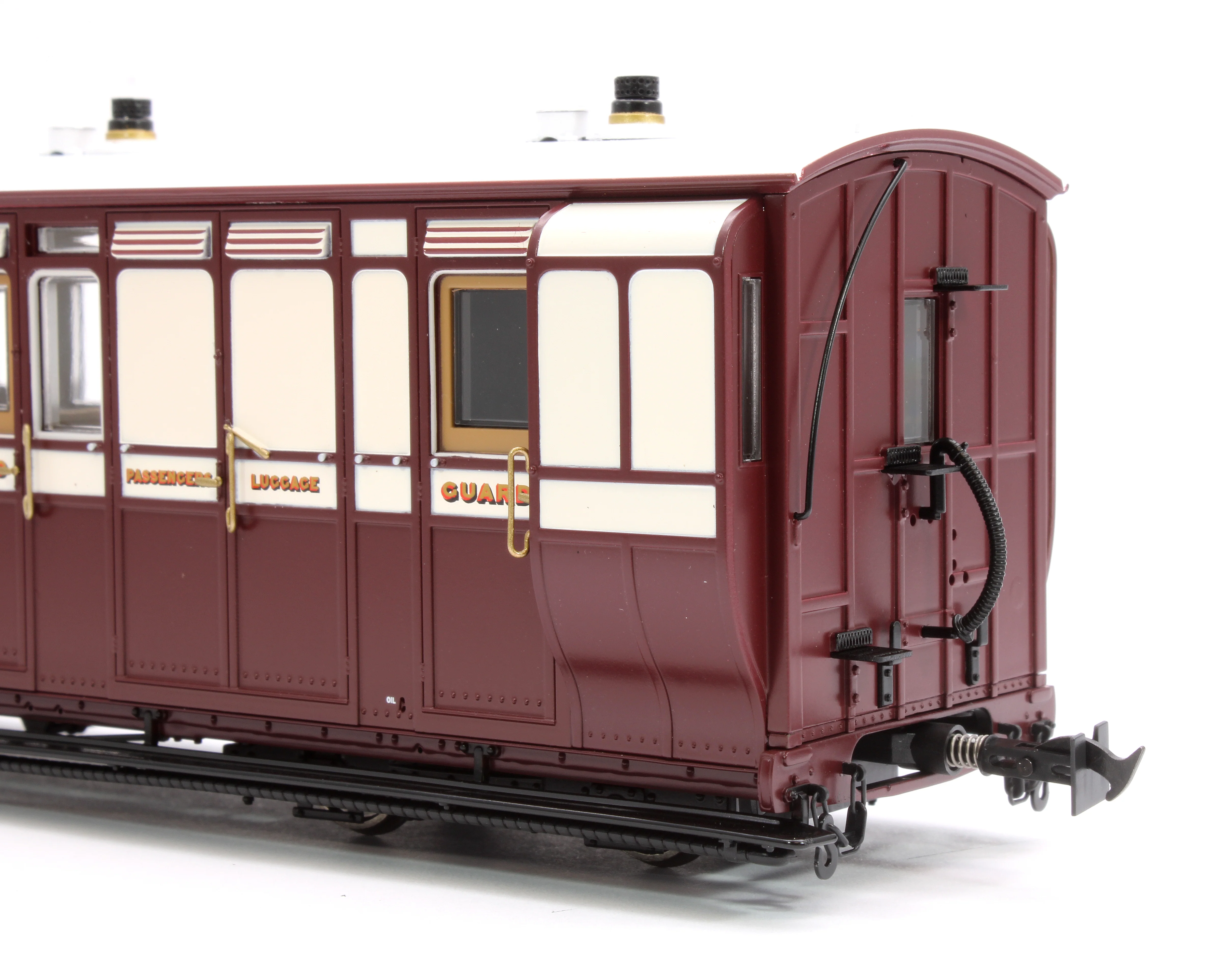 LHT-7NP-005 Lynton & Barnstaple Brake 3rd Red/Ivory No.16 1902-1922 - Image 5