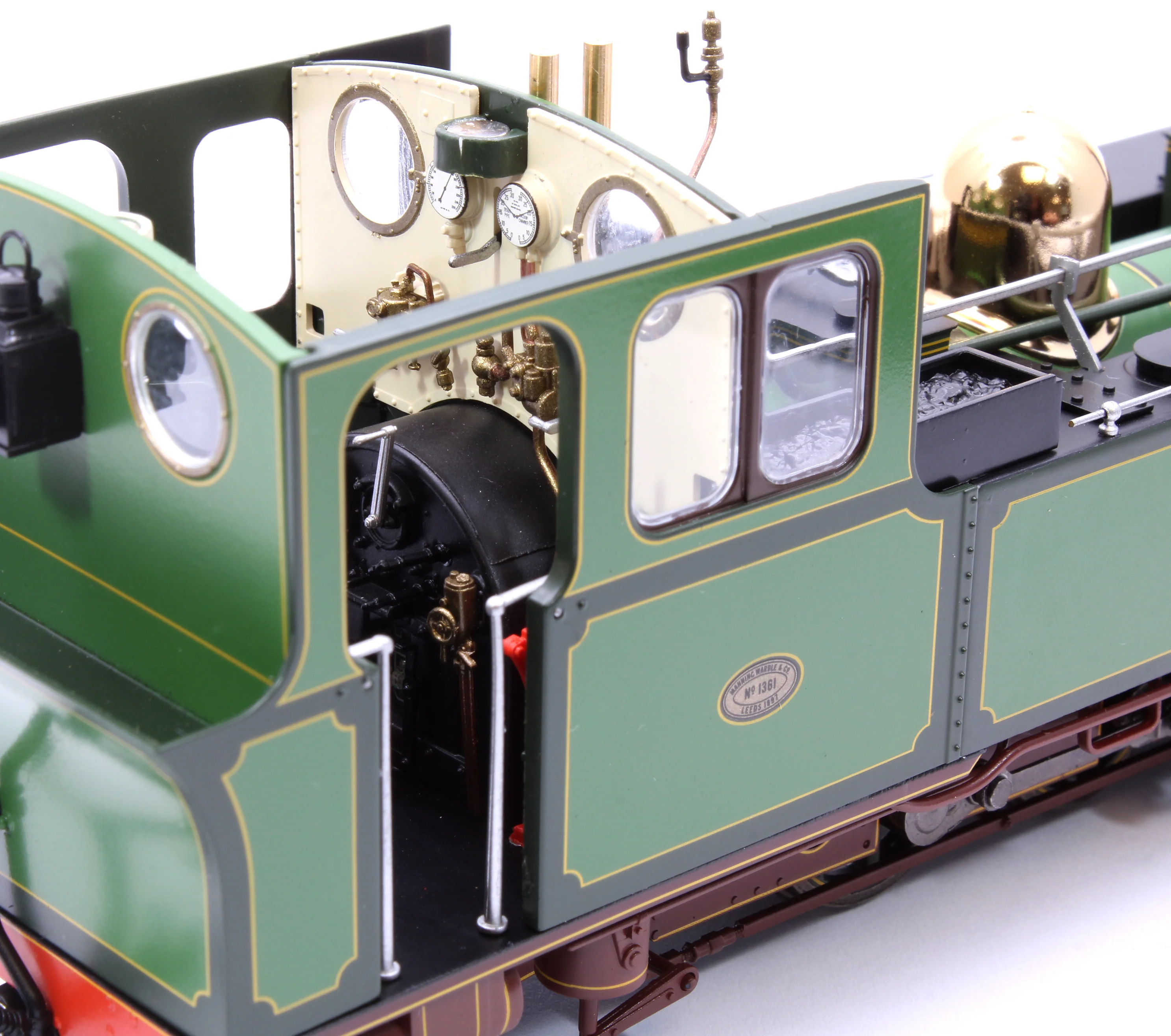 LHT-7NS-002 Lynton & Barnstaple Manning Wardle 2-6-2 YEO Lynton & Barnstaple Livery 1903-1913 (Early Cab) - Image 11