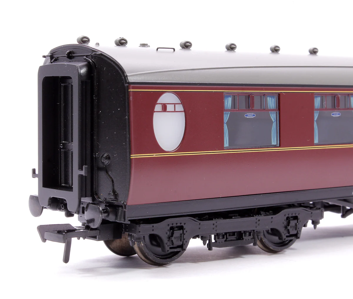 34-487 LNER Thompson First Corridor BR Maroon No. E11176E - Image 4