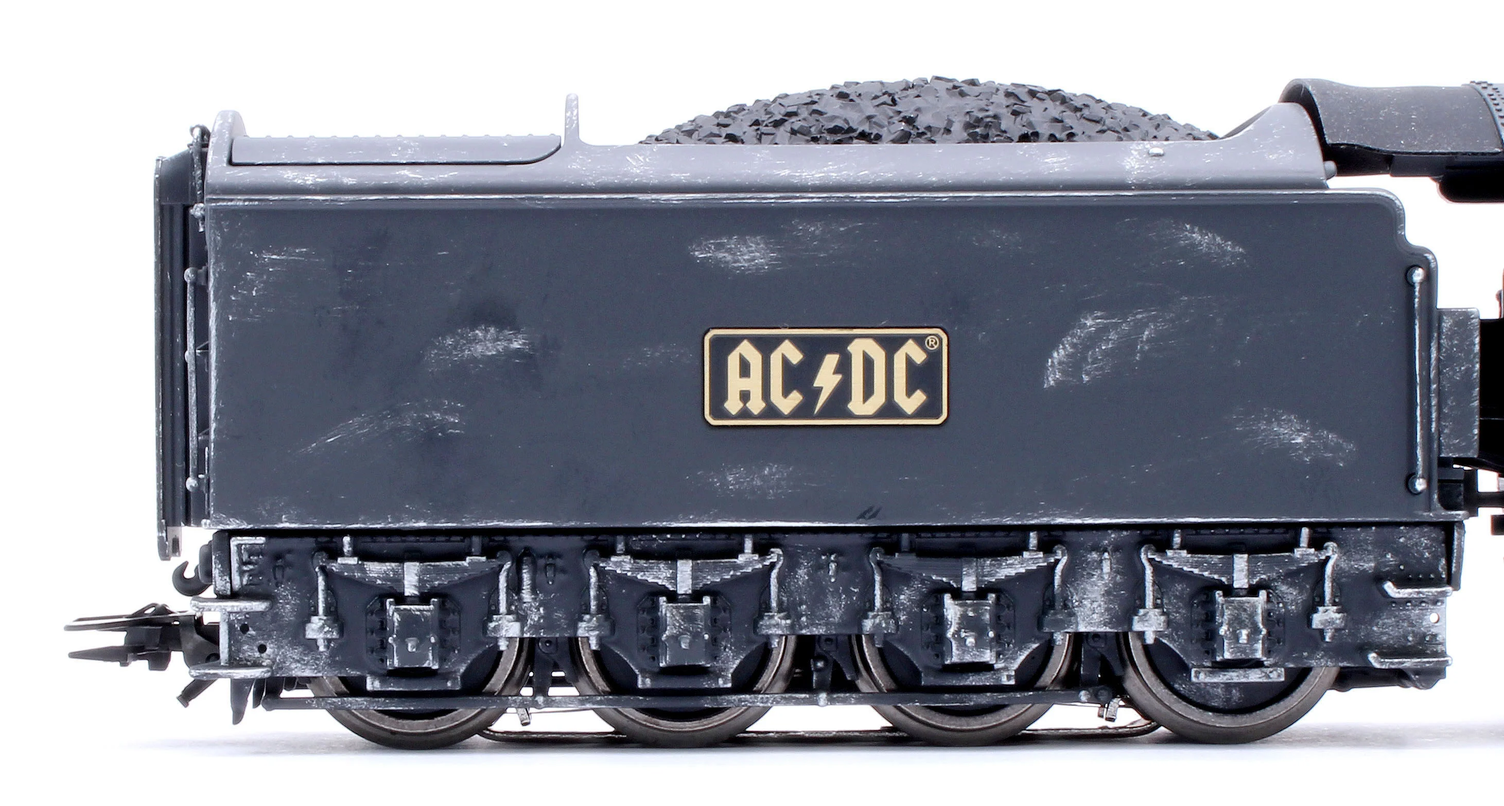 MN39966 AC/DC Black Ice Steam Locomotive - AC-Sound - Image 6
