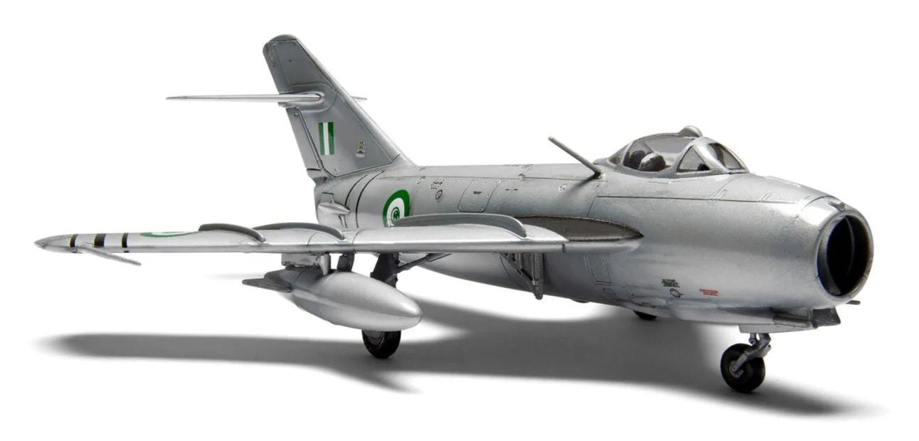 A03091A Mikoyan-Gurevich MiG-17F 'Fresco' Model Kit - Image 6