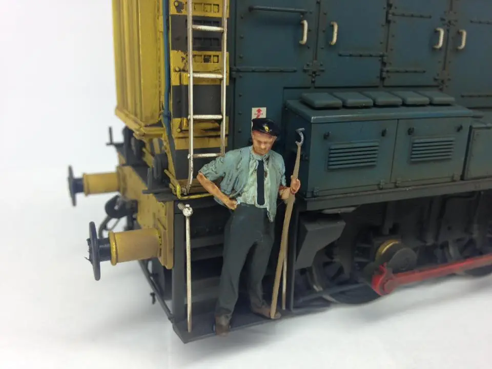 11242-148 N Gauge Loco Specific Crew - Dapol/Hornby Class 08 Crew Pack - Image 4