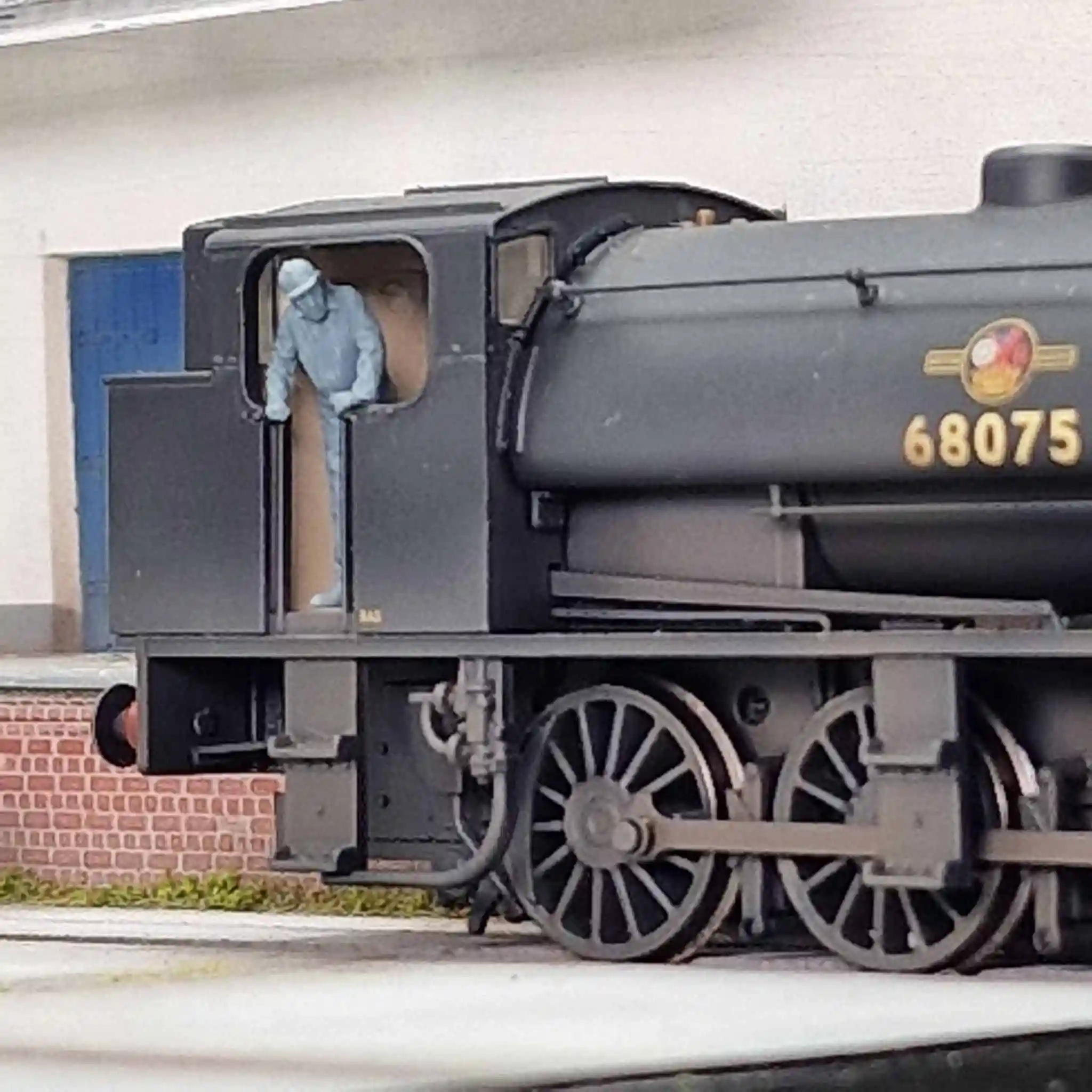 11255-076 OO Gauge Loco Specific Crew - J94 Austerity BR Crew Pack 2 - Image 4