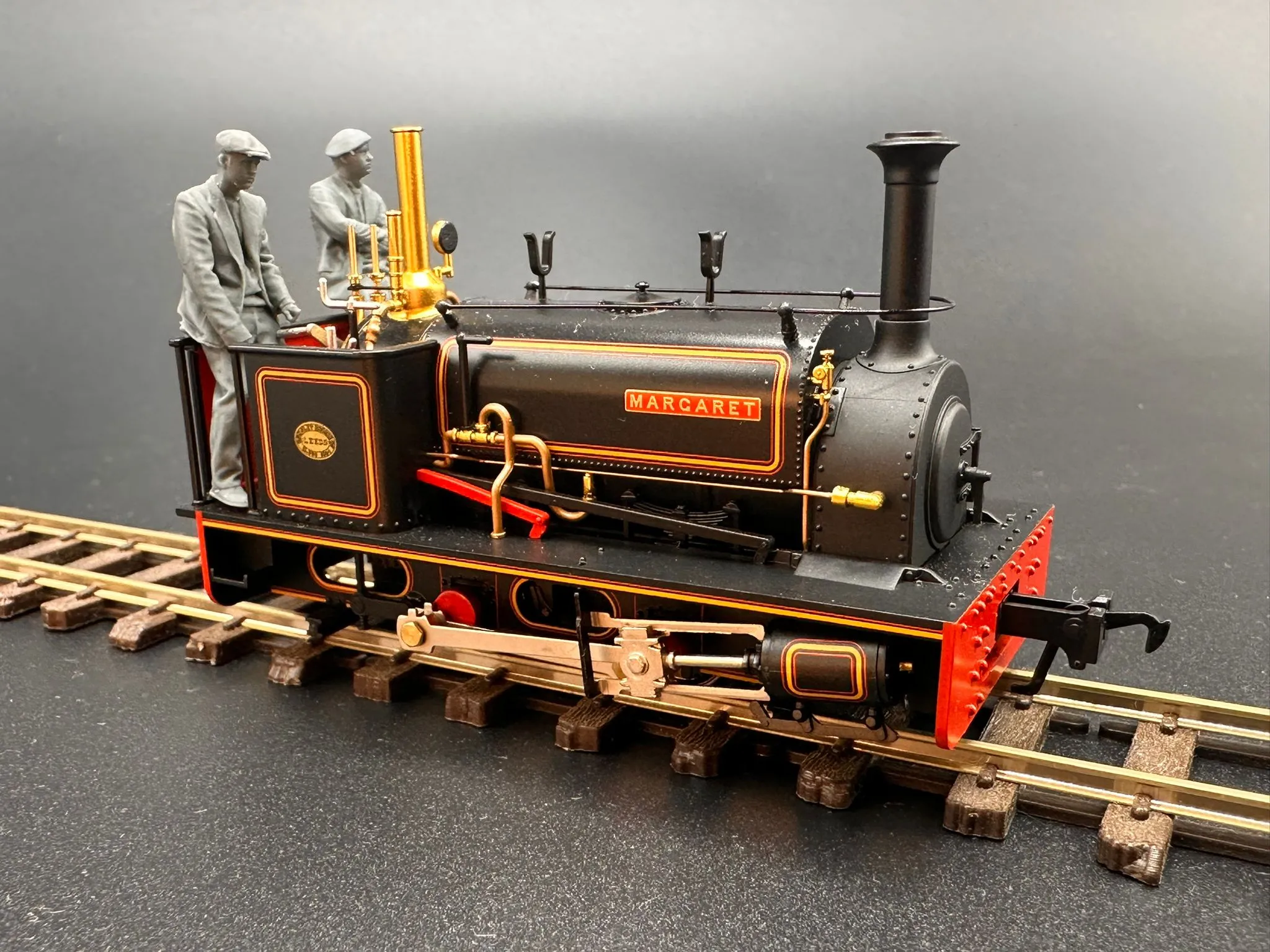 11264-043 O Gauge Railway & Lineside Quarry Hunslet Crew Pack Open Cab 3 - Image 2