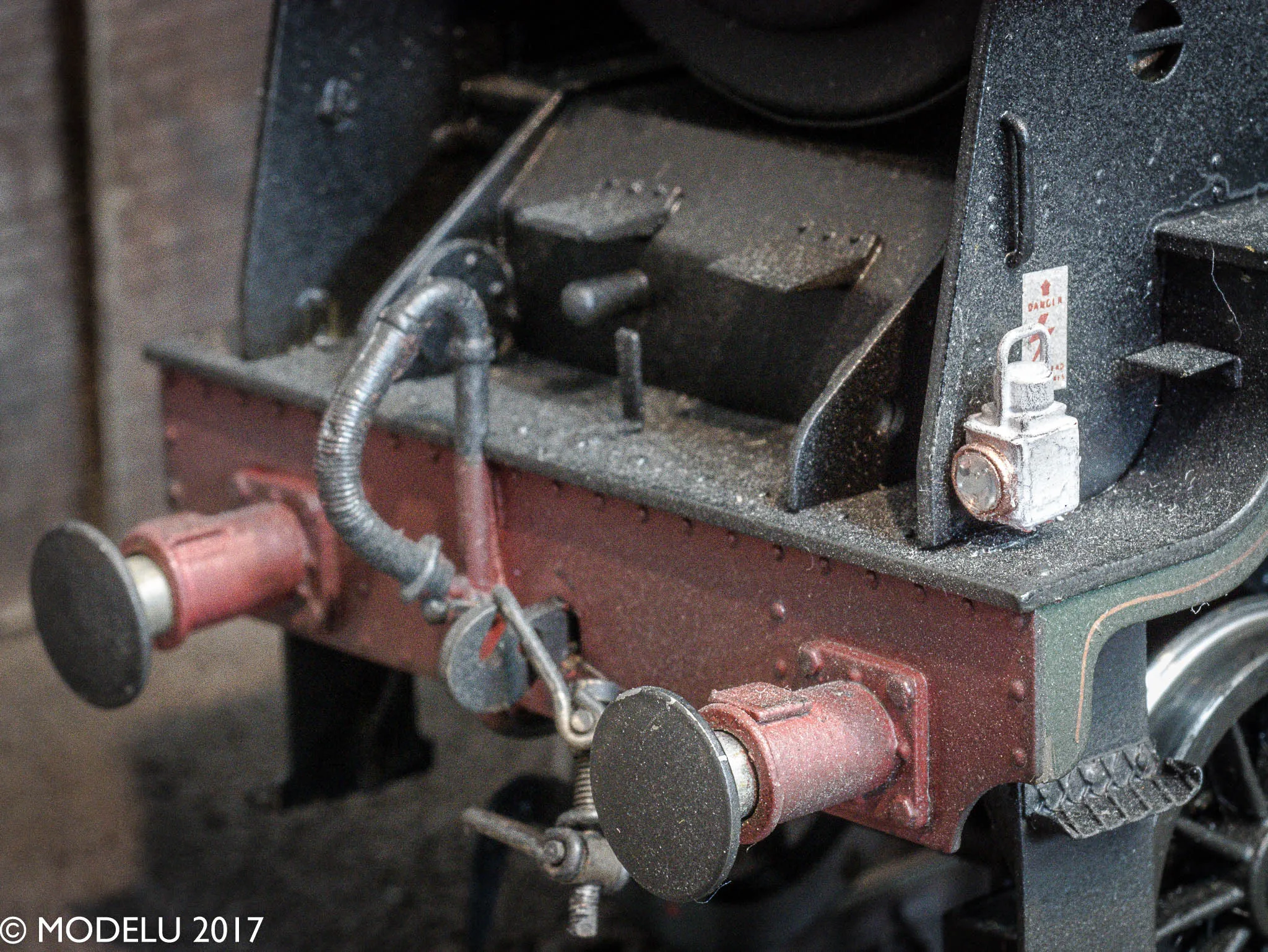 2066-148 N Gauge LMS BR (M) Loco Lamps Pack of 5 - No Lenses - Image 3