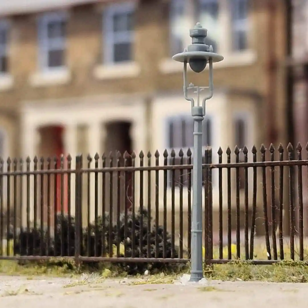 2611-043 O Gauge - Detailing - GWR No1 Octagonal Column Suggs Lamps x5 - Image 2