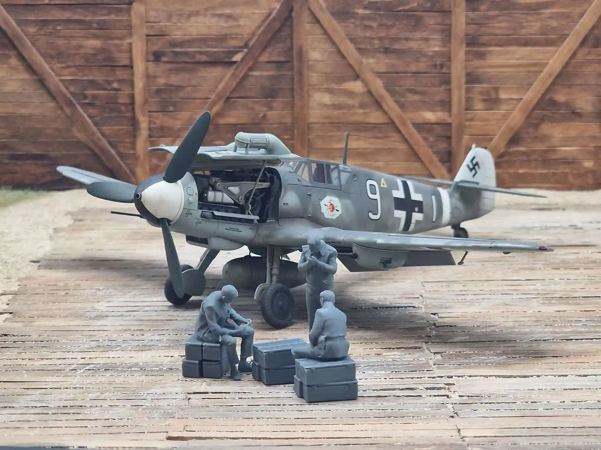 50604-072 1:72 Scale - World War Two - Luftwaffe Pilots playing cards - Image 2
