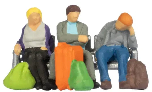 N36213 Seated Travellers (6) w/Baggage Figure Set - N Scale - Image 3