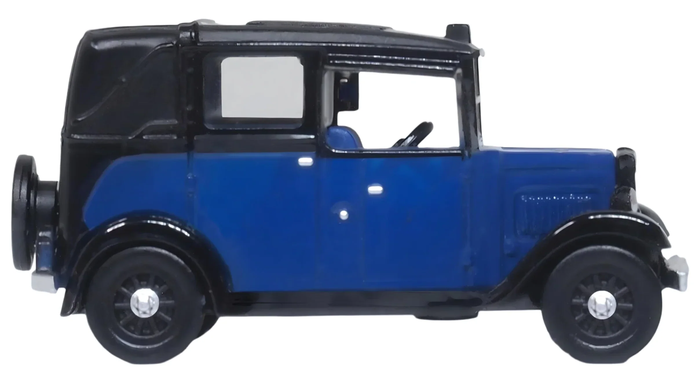 120AT002 Austin Low Loader Taxi Oxford Blue - Image 4