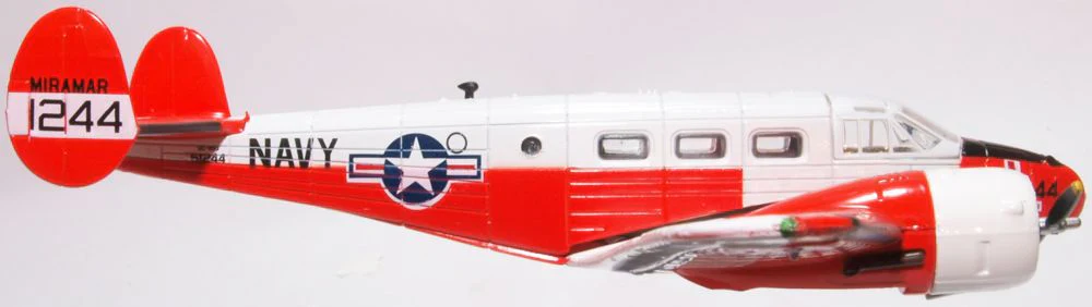 72BE003 Beechcraft C-45 Expeditor US Army Air (1:72) - Image 4