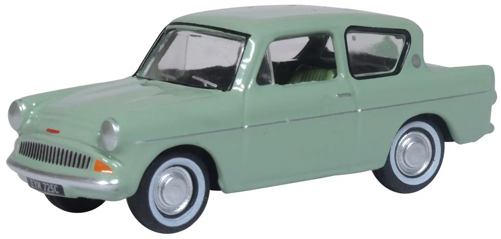 76105010 Ford Anglia Spruce Green