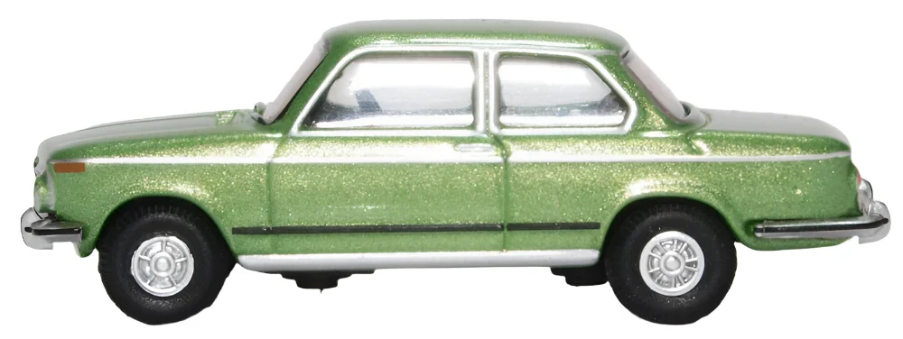 76BM02003 BMW 2002 Taiga Green - Image 3