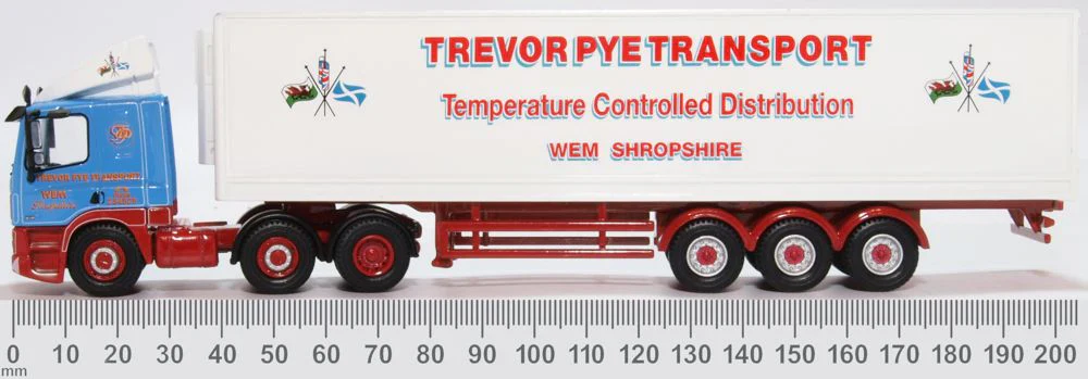 76DAF004 Leyland DAF FT85 Short Fridge Trailer Trevor Pye - Image 6