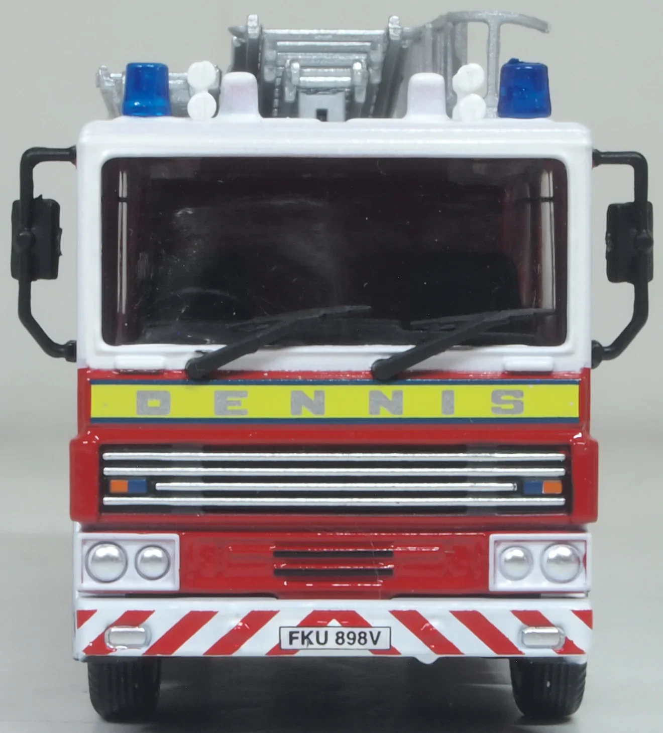 76DN007 Dennis RS South Yorkshire Fire & Rescue Service - Image 2