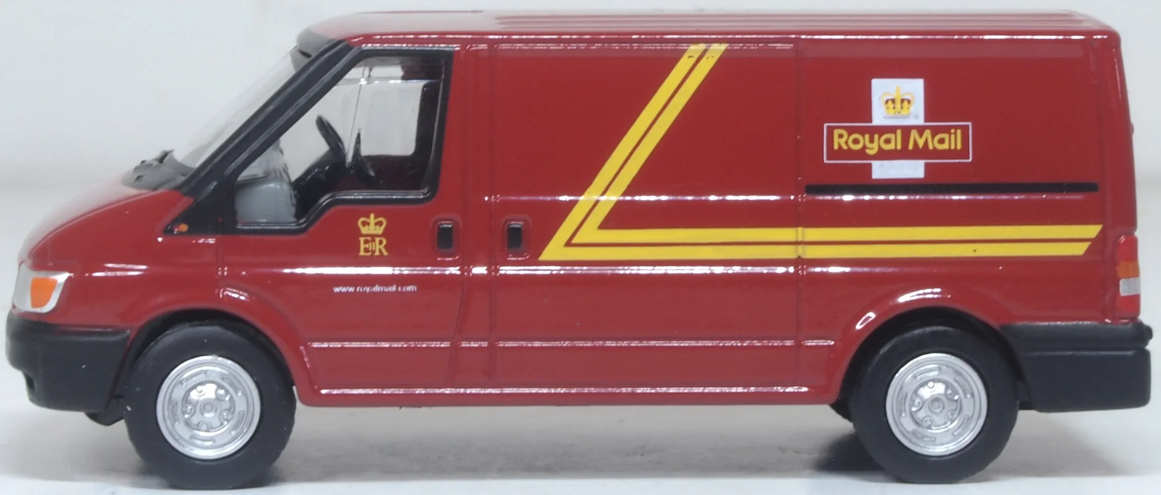 76FT4002 Ford Transit Mk4 Van Royal Mail - Image 2