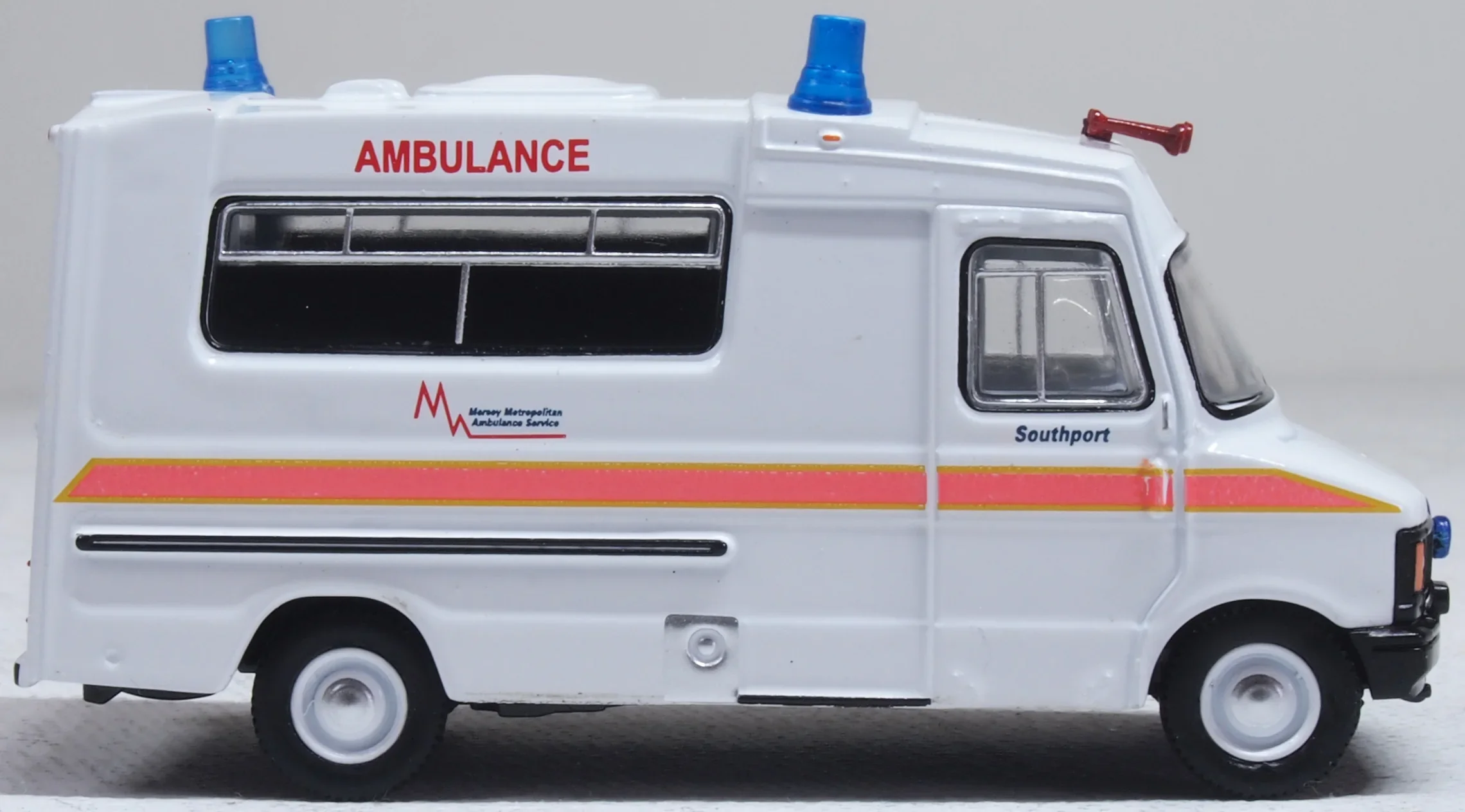 76HAN001 Bedford CF Hanlon Ambulance Merseyside Ambulance Service - Image 3
