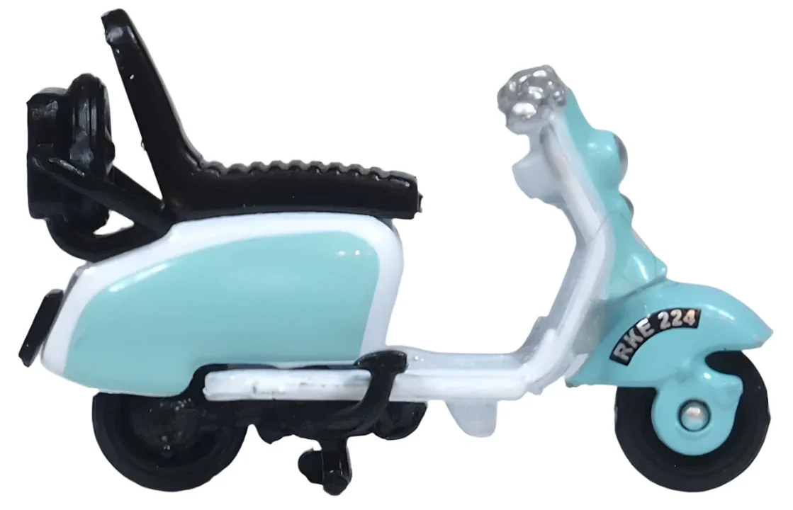 76SC001 Scooter Blue/White - Image 2