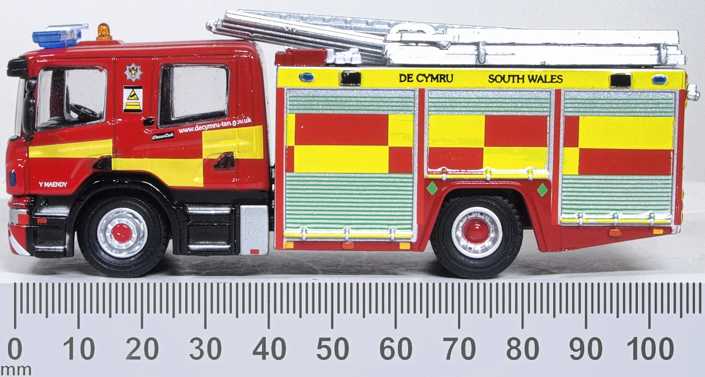 76SFE012 Scania Pump Ladder CP28 South Wales Fire & Rescue - Image 6