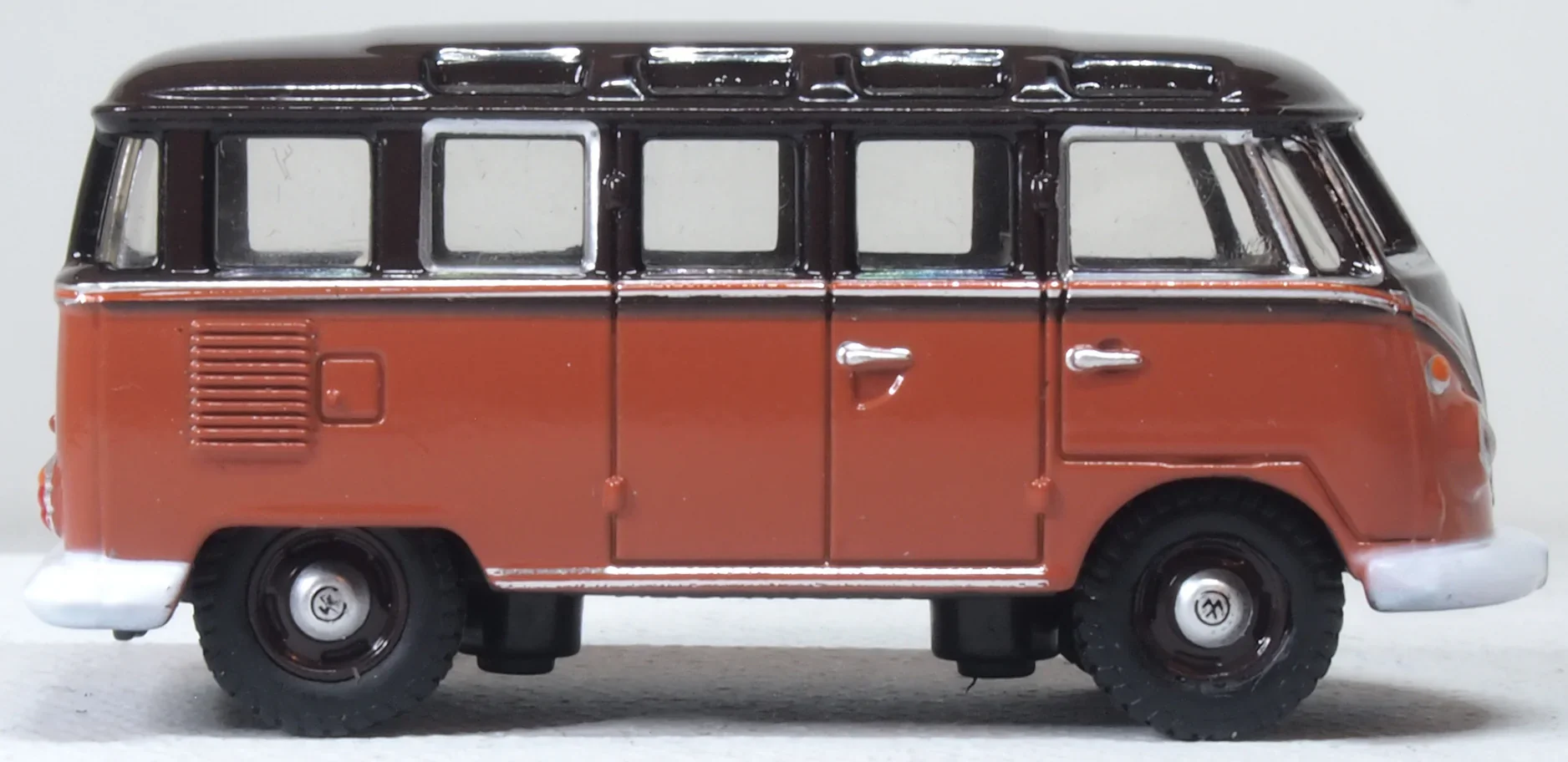 76VWS012 Volkswagen Split Screen T1 Samba Bus Sealing Wax Red/Brown - Image 5