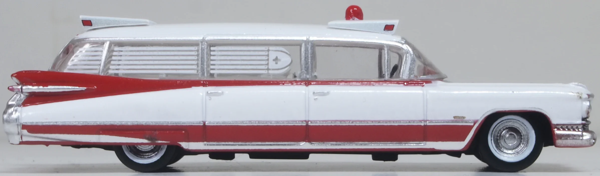 87CM59001 1959 Cadillac Miller-Meteor Ambulance - Image 3