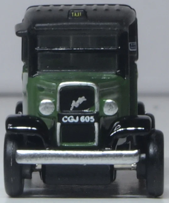 NAT005 Austin Low Loader Taxi Green - Image 4
