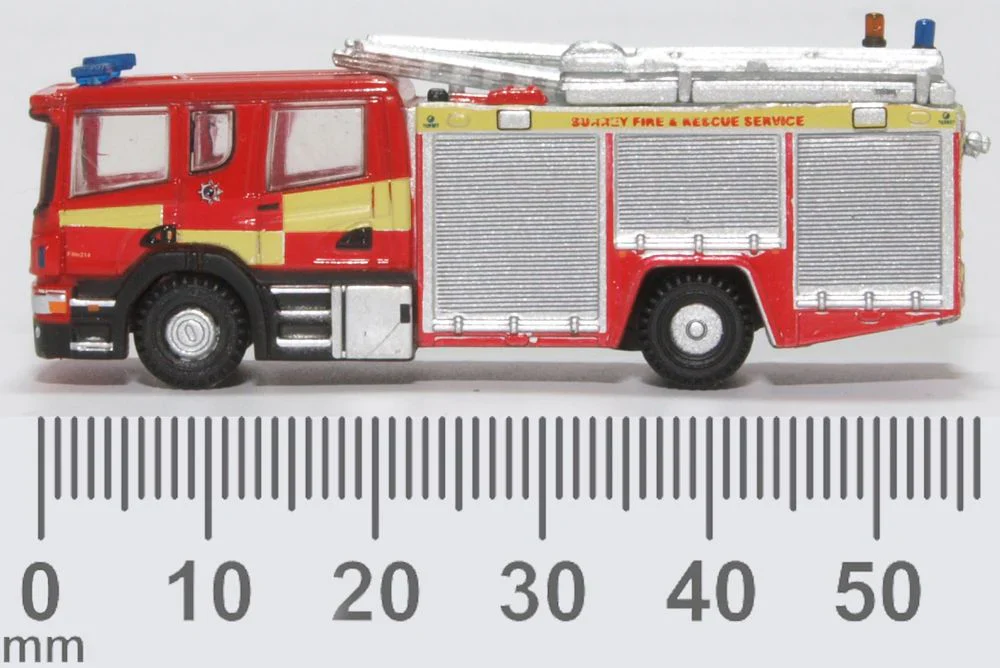 NSFE007 Scania Pump Ladder Surrey Fire and Rescue - Image 4