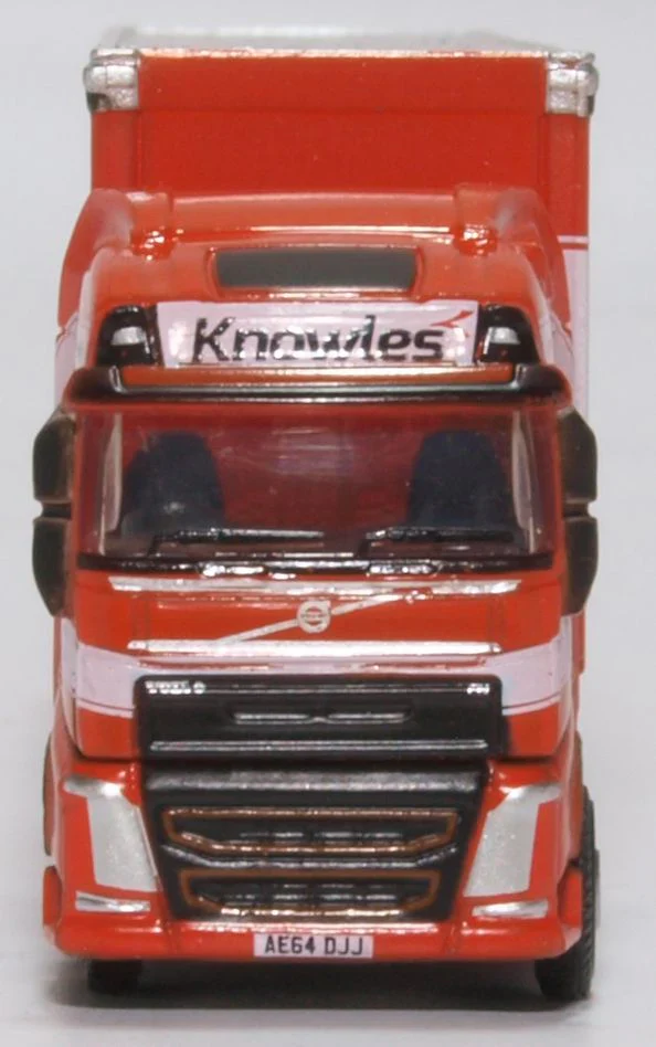 NVOL4003 Volvo FH4 Curtainside Knowles - Image 4