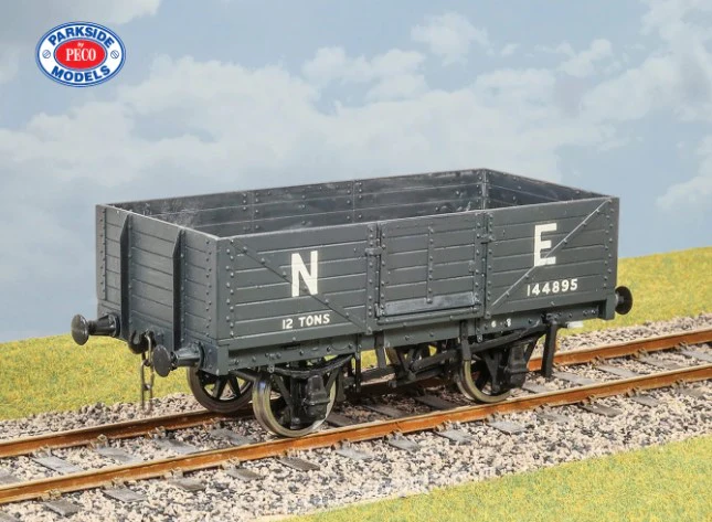 PS11 LNER 12 Ton 6 Plank Open Wagon