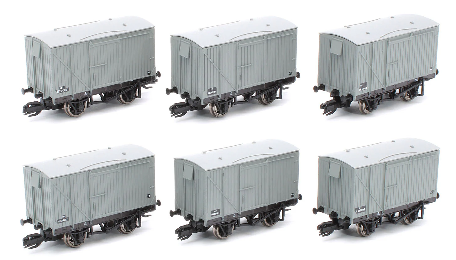 TTR61302 TT:120 Ex-LMS 9ft Wheelbase Unfitted BR Grey Vans - Pack of 6