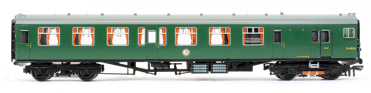 Pre-Owned 31-426A 4CEP EMU 7128 Late SR Multiple Unit Green With Yellow Warning Panels - Image 5