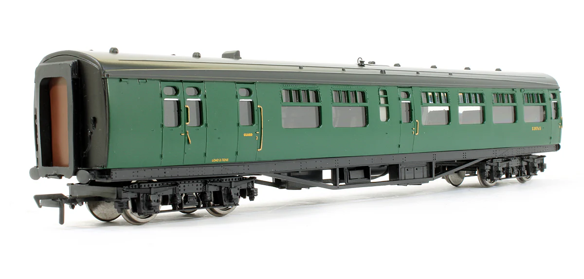 Pre-Owned 34-504B 63ft Bulleid Semi-Open Brake 2nd Coach BR (SR) Green S3976S - Image 2