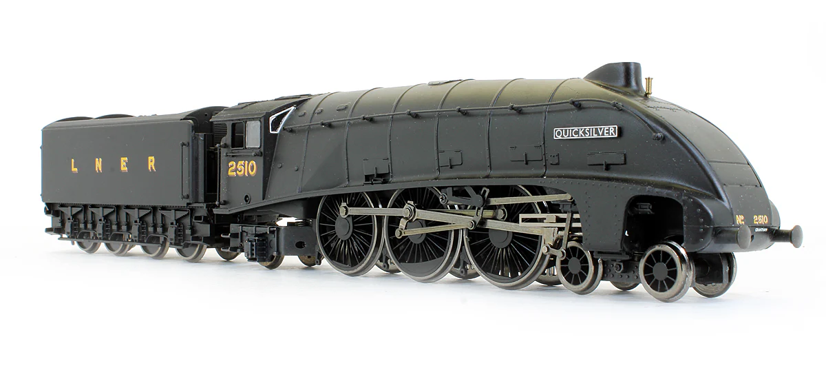 Pre-Owned 31-962X A4 2510 'Quicksilver' LNER Black Steam Locomotive (Limited Edition) - Image 3