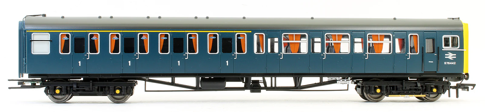 Pre-Owned R2946 BR 4 VEP Class 423 EMU - Image 5