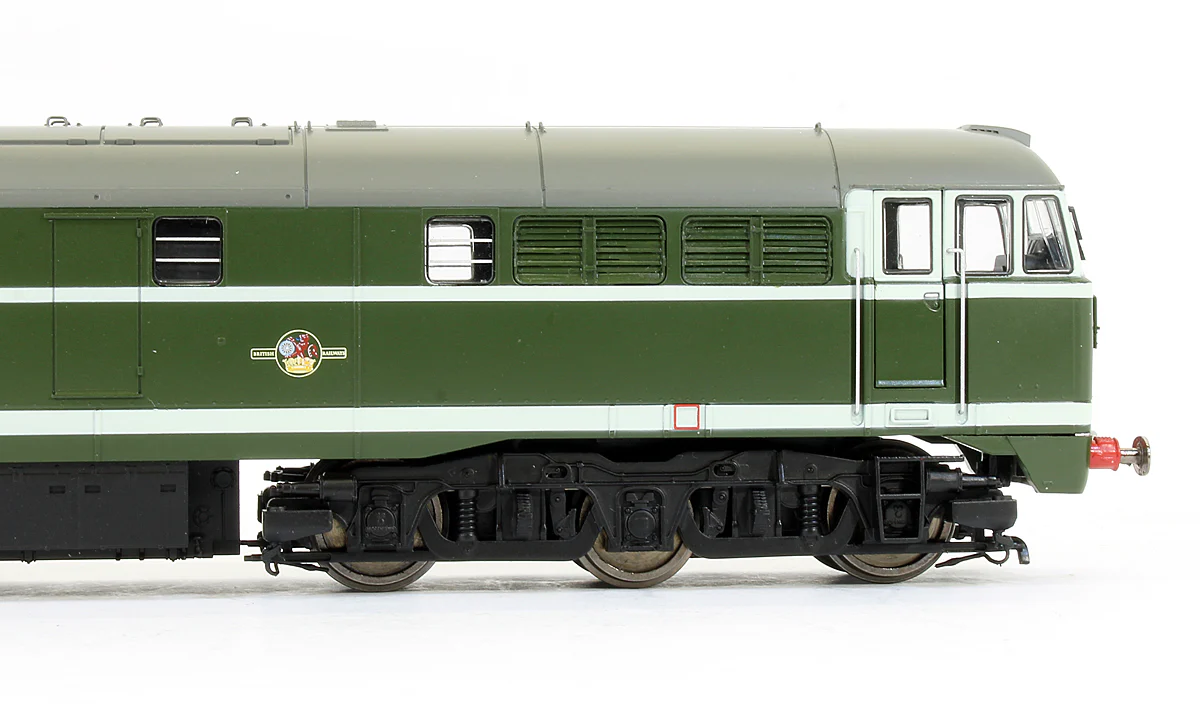 Pre-Owned R30120 BR Green Class 31 'D5500' Diesel Locomotive (National Railway Museum Exclusive) - Image 4