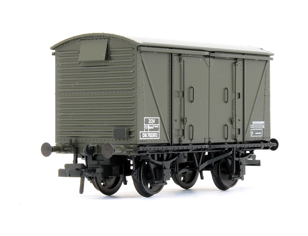 Pre-Owned 38-875 BR ZQV 'Vanwide' Vent Van BR Departmental Olive Green - Image 2