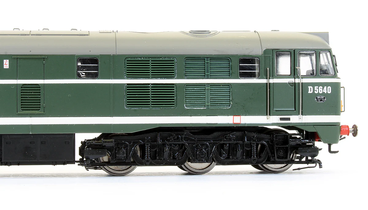Pre-Owned R2572 Class 31 'D5640' BR Green Diesel Locomotive - Image 4