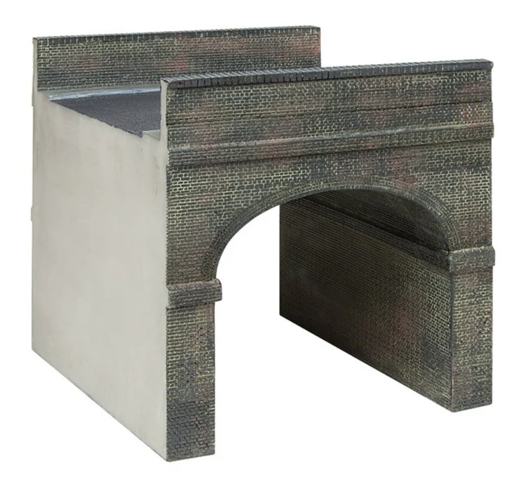 44-121 Pre-Owned Great Central Single Track Road Bridge