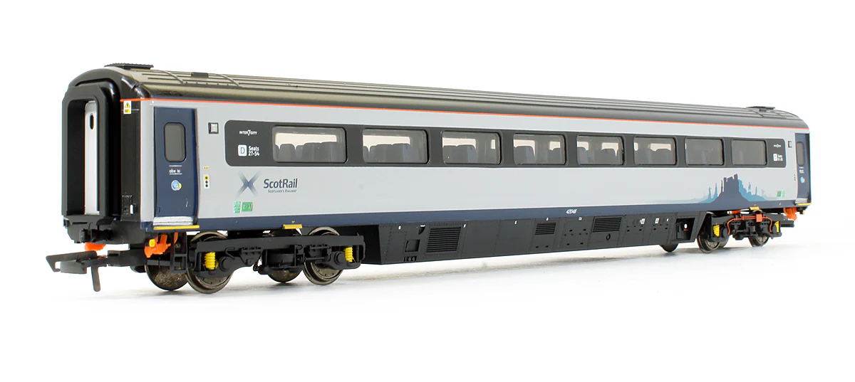 Pre-Owned R4890 Scotrail MK3 Sliding Door TSL Coach '42046' - Image 2