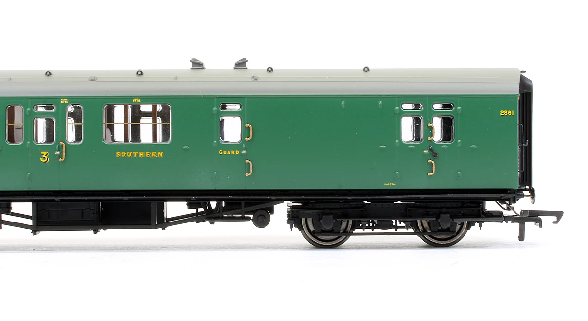 Pre-Owned SR Bulleid Suburban Brake 3rd Coach '2861' - Image 3