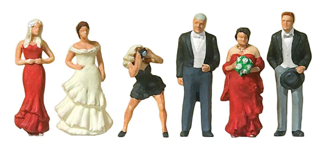 PR10331 Wedding Guests (6) Exclusive Figure Set