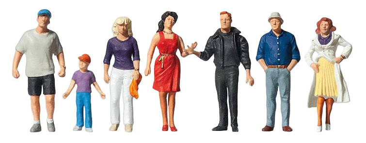 PR10541 Passers By (7) Exclusive Figure Set
