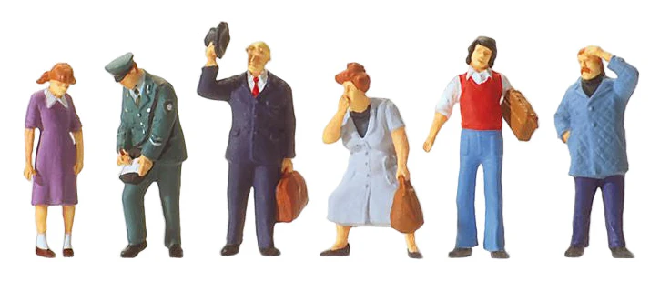PR10603 GDR Street Scenes (6) Exclusive Figure Set