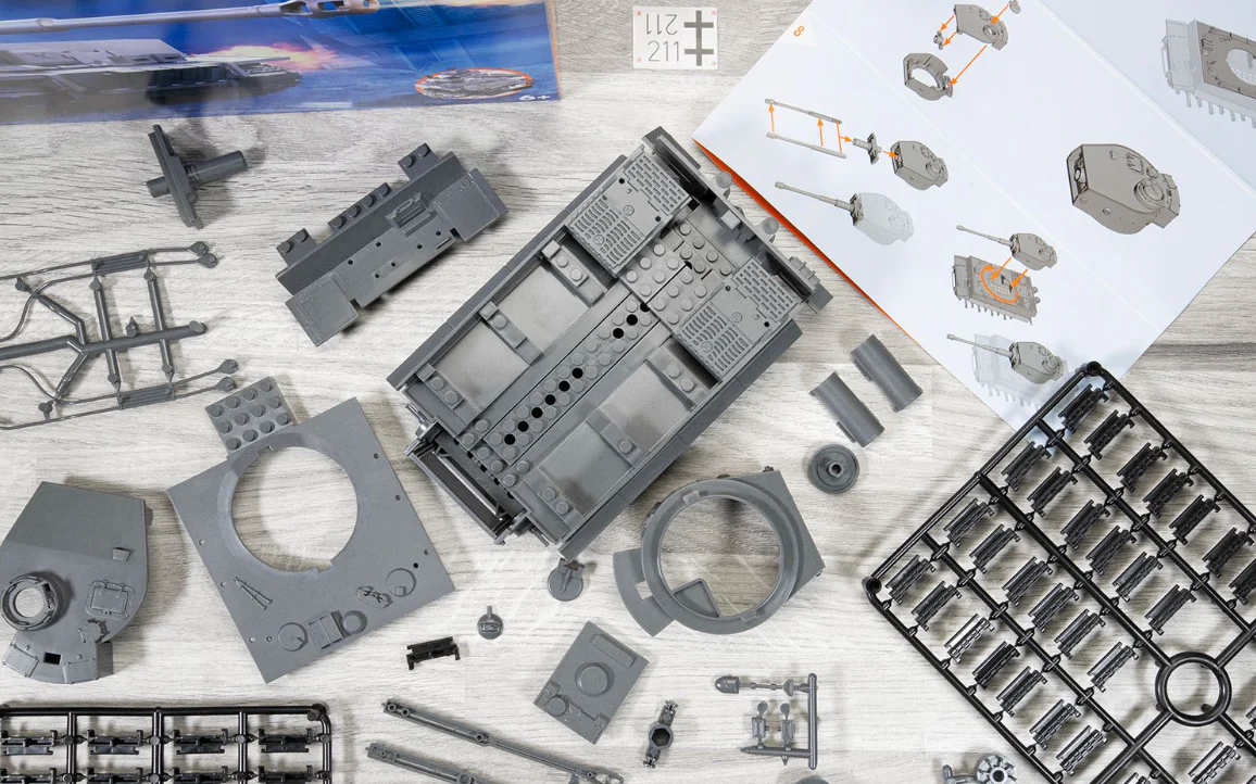 J6041 QUICKBUILD Tiger I Model Kit - Image 7