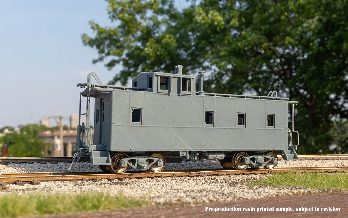 162018 HO SP C-40-3 Steel Caboose: SP - Gothic Large w/o roofwalk: #1208 - Image 2