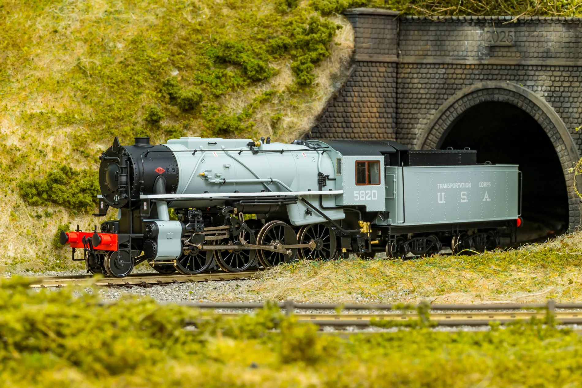 926506 USATC S160 2-8-0 Big Jim Light Grey with Transportation Corps U.S.A on Tender No.5820 (as Preserved) Steam Locomotive - DCC Sound